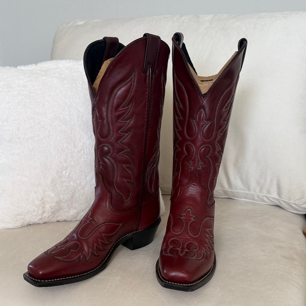 Abilene Boot Co. Burgundy Heeled Boots